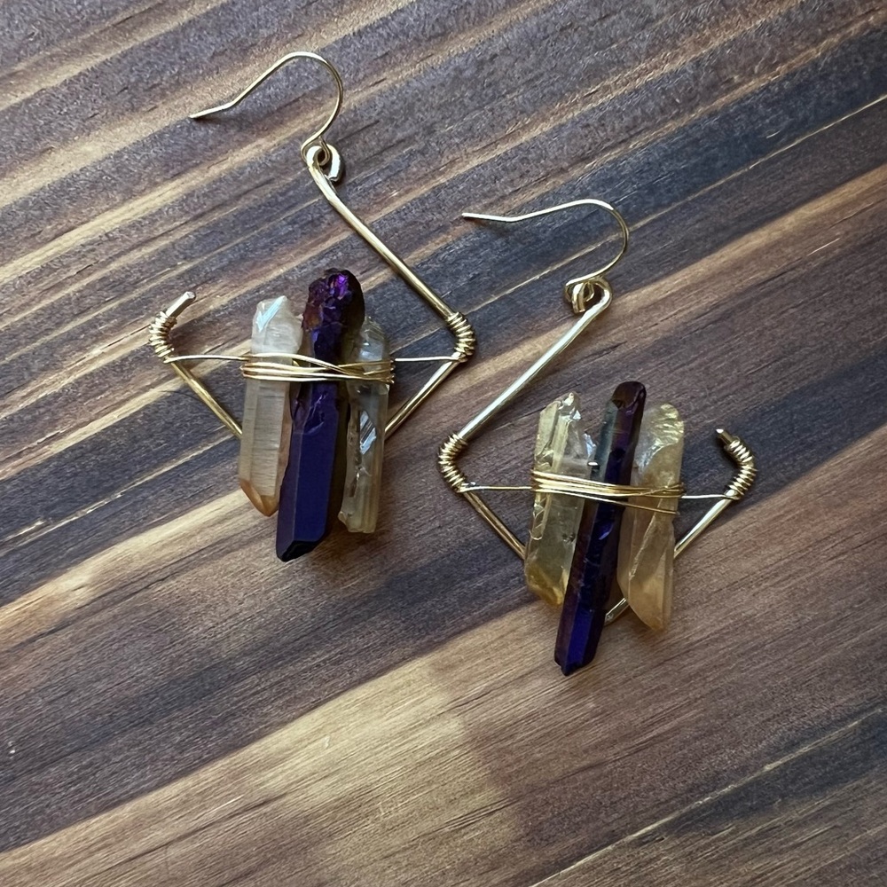 Purple, champagne and gold crystal earrings.